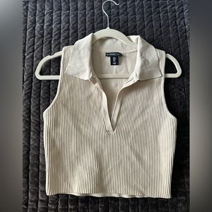 Ribbed collared tank